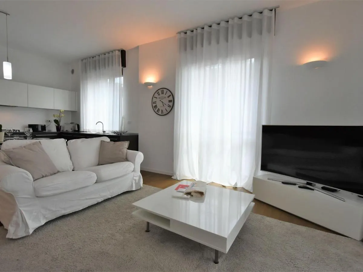 Apartment Corso Genova Apartment By Interhome Milan Italy