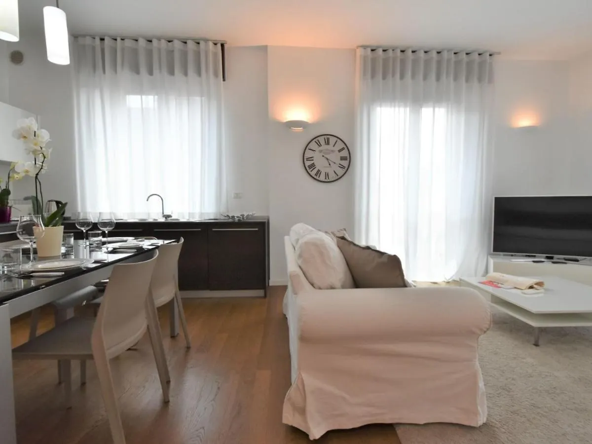 Apartment Corso Genova Apartment By Interhome Milan
