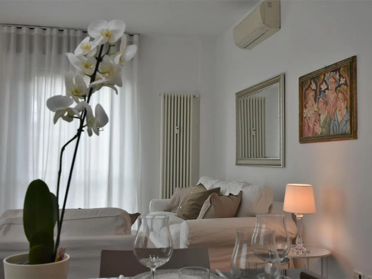 Apartment Corso Genova Apartment By Interhome Milan